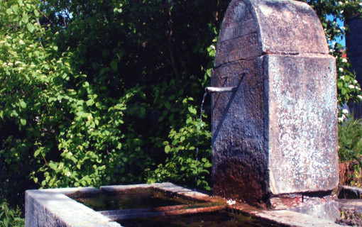 Fontaines et Lavoirs à Glaine-Montaigut